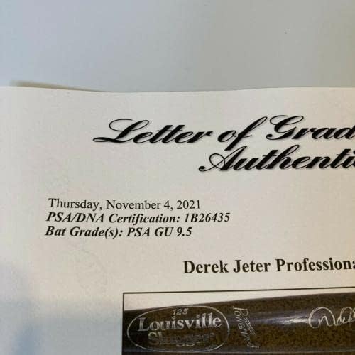 Derek Jeter Aláírt 2010 Játék Használt Baseball Ütővel PSA DNS-9.5 New York Yankees - MLB Meccset Használt Denevérek